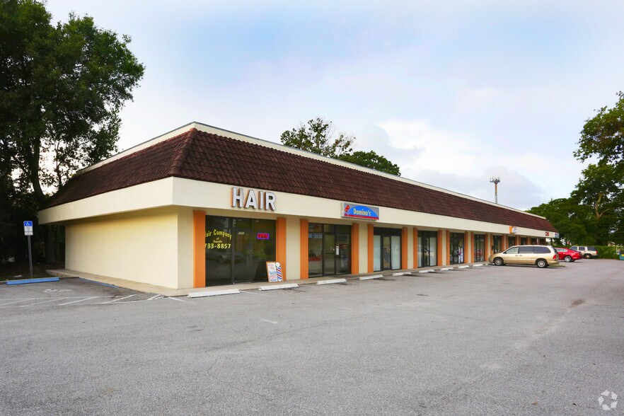 More Photos Of 1271-1291 San Christopher Dr, Dunedin General Retail For Lease