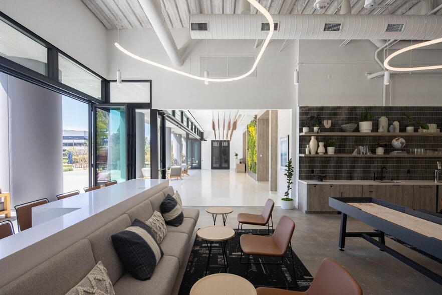 More Photos Of 1960 E Grand Ave, El Segundo Office For Sale