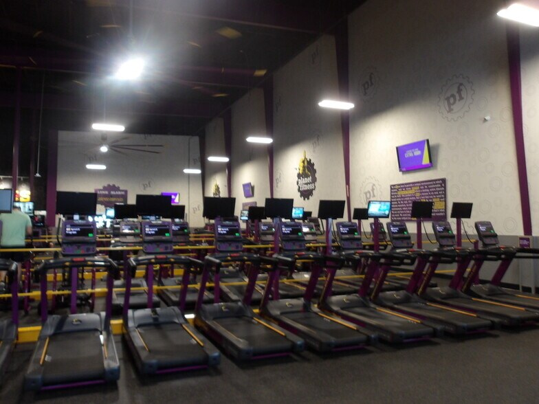 More Photos Of 1222 Dixieland Rd, Harlingen Storefront Retail Office For Lease