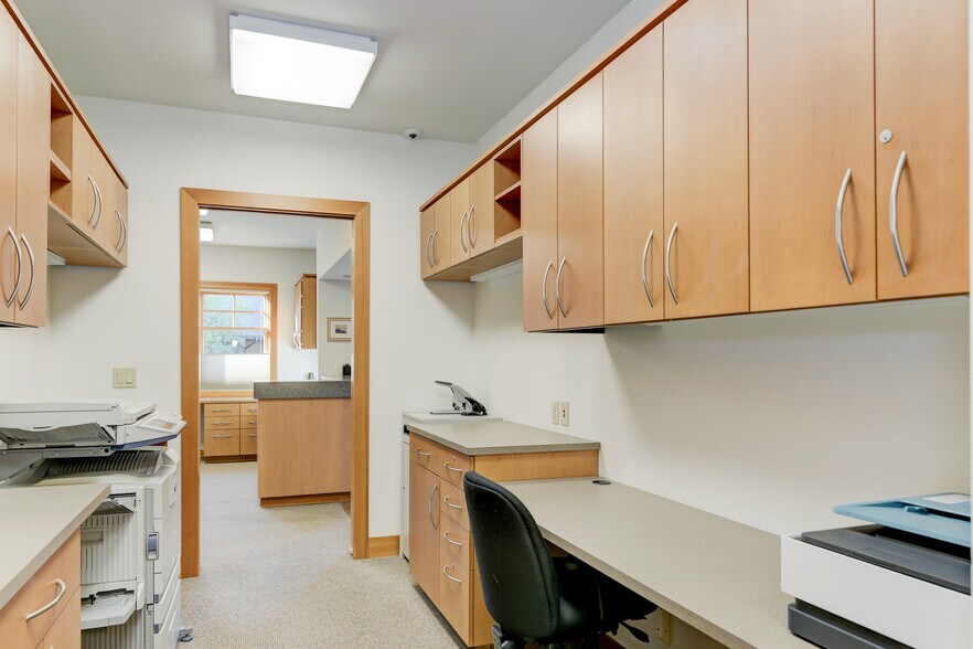 More Photos Of 2018 Caton Way SW, Olympia Medical For Sale