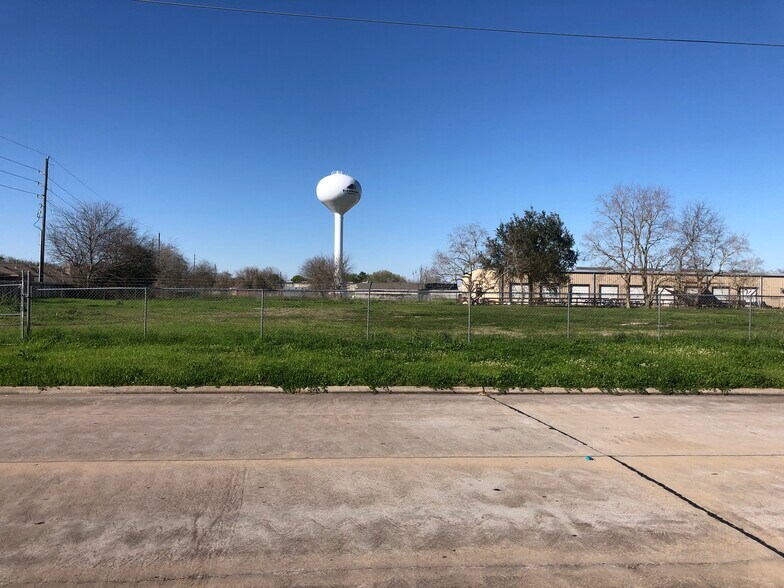 More Photos Of FM 359 @ Del Agua, Richmond Land For Sale