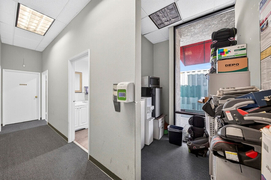 More Photos Of 9841 Garden Grove Blvd, Garden Grove Auto Dealership For Sale