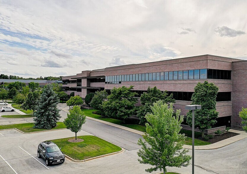 More Photos Of W126N7338 Flint Rd, Menomonee Falls Office For Lease