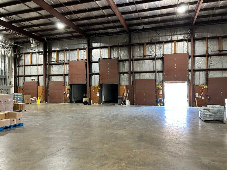 More Photos Of 203 Harris Dr, Poca Industrial For Sale