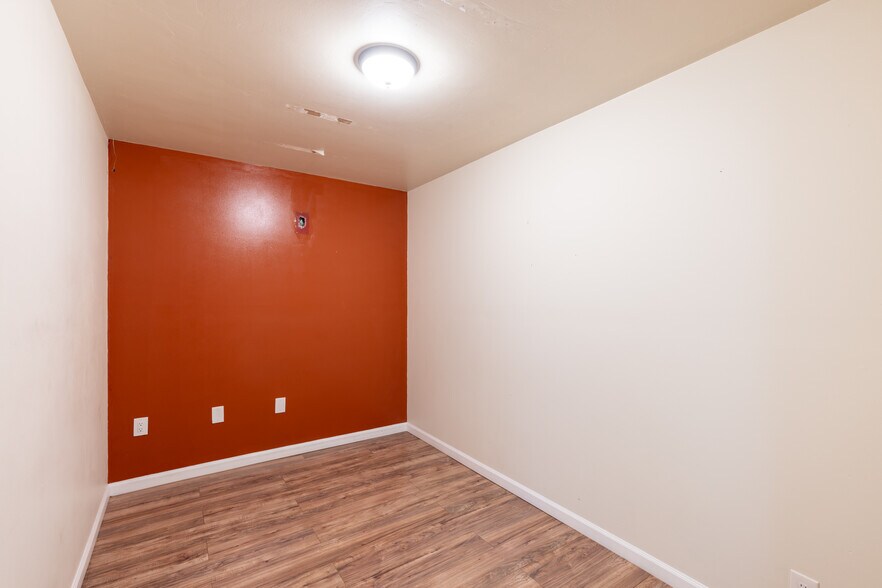 More Photos Of 7106 Bodega Ave, Sebastopol Storefront For Sale