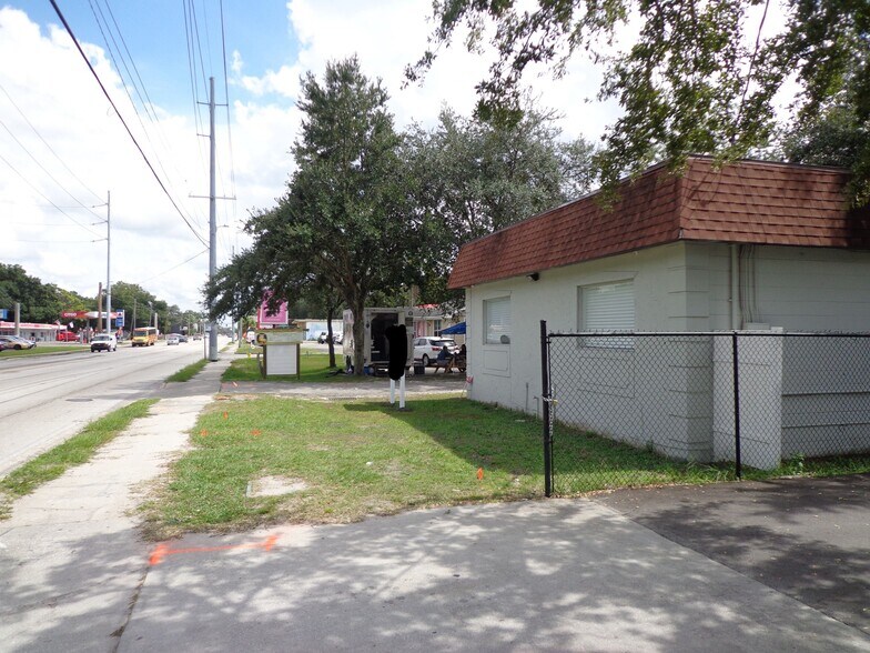 More Photos Of 1904 W Waters Ave, Tampa Freestanding For Sale