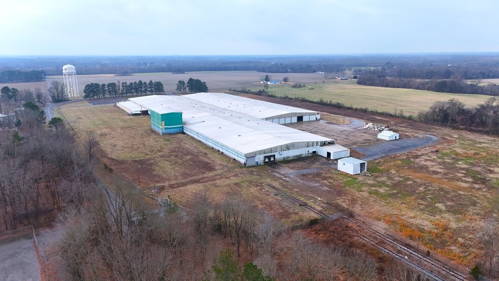 More Photos Of 7845 Carneal Rd, West Paducah Warehouse For Sale
