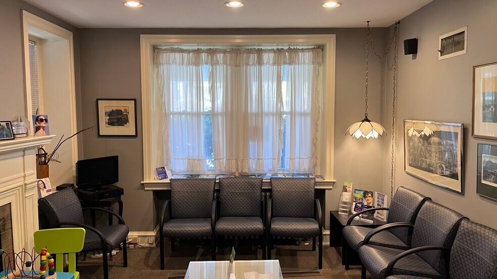 More Photos Of 544 Haws Ave, Norristown Medical For Lease