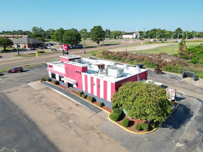 More Photos Of 3198 W Northside Dr, Jackson Fast Food For Sale