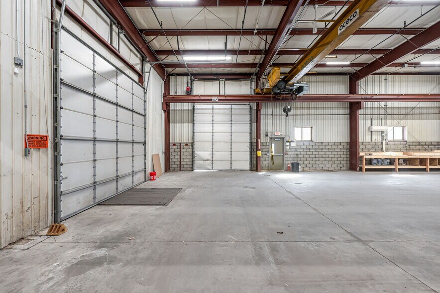 More Photos Of 184 Falcon Dr, Westfield Manufacturing For Lease