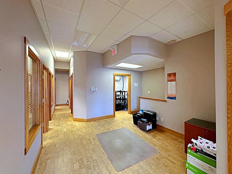 More Photos Of 380 Mackenzie Blvd, Fort McMurray Warehouse For Sale