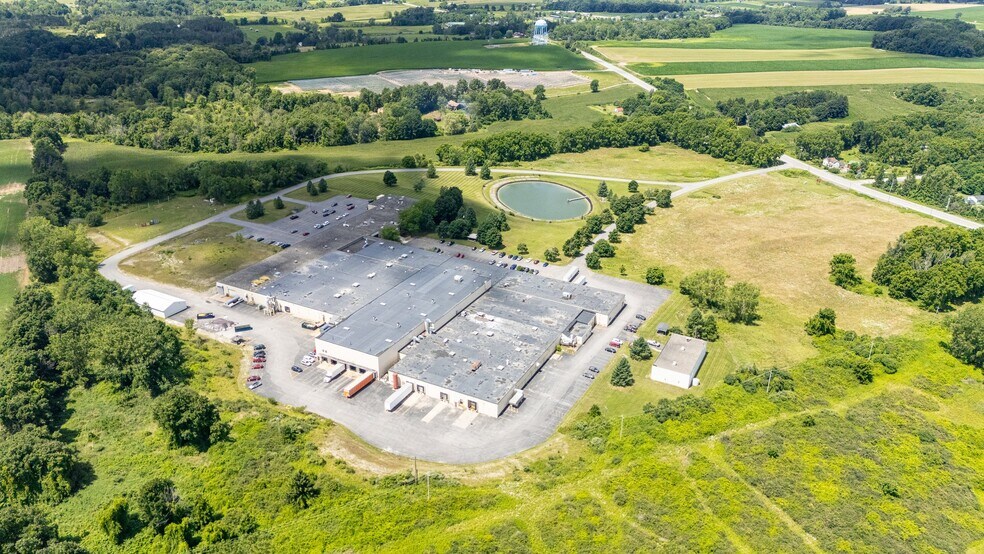 More Photos Of 7629 New York 5, Bloomfield Manufacturing For Lease