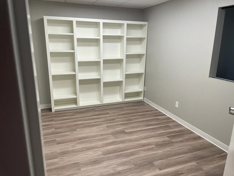More Photos Of 13301 N Meridian Ave, Oklahoma City Medical For Lease