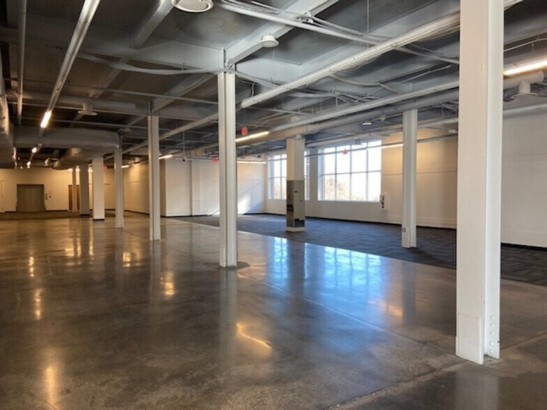 More Photos Of 739 Reading Ave, West Reading Loft Creative Space For Lease