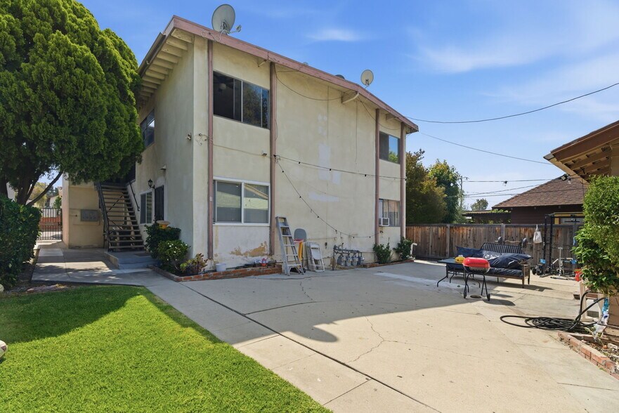 More Photos Of 6520 Pickering Ave, Whittier Apartments For Sale