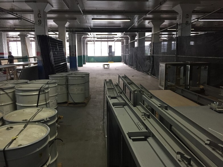 More Photos Of 5213 Grays Ave, Philadelphia Warehouse For Lease