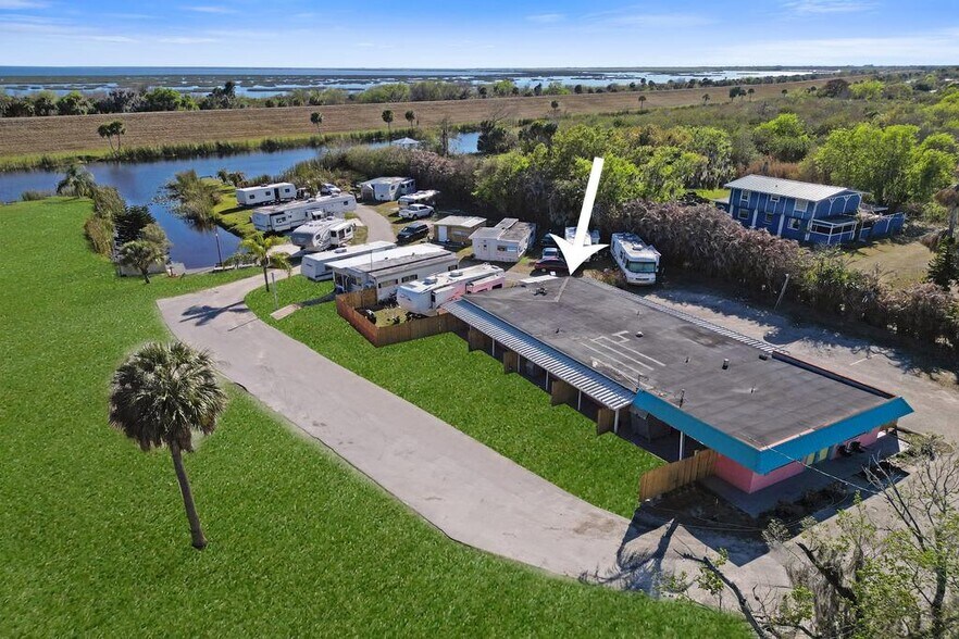 More Photos Of 1422 US 441 SE, Okeechobee Hotel For Sale