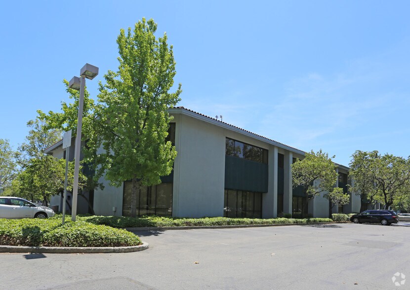 More Photos Of 3155 Kearney St, Fremont Office For Sale
