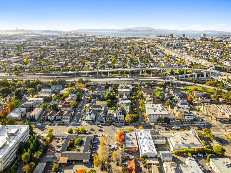 More Photos Of 3227-3231 Telegraph Ave, Oakland Apartments For Sale