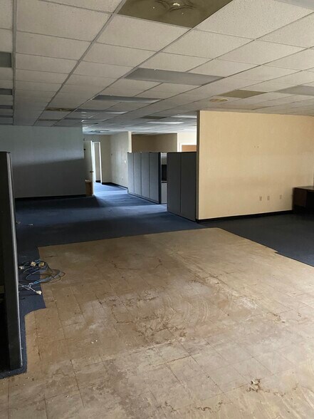 More Photos Of 612 N Queen St, Kinston Office For Lease