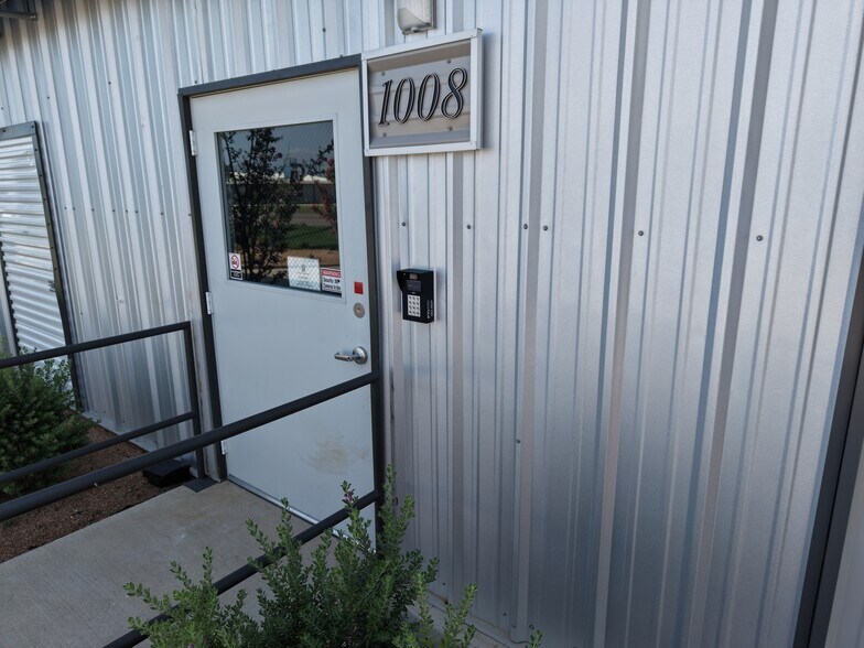 More Photos Of 1008 N Highway 377, Pilot Point Self Storage For Sale
