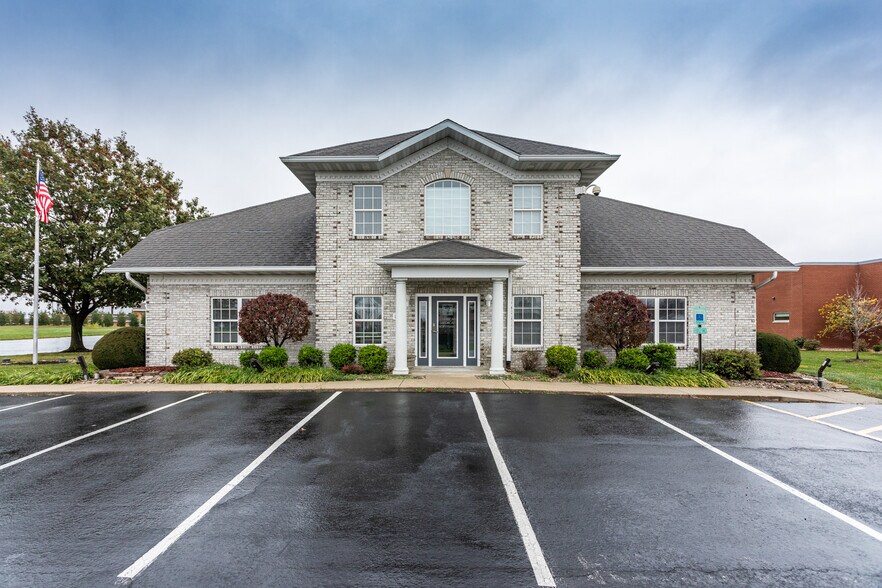 More Photos Of 1186 S State Route 157, Edwardsville Loft Creative Space For Sale