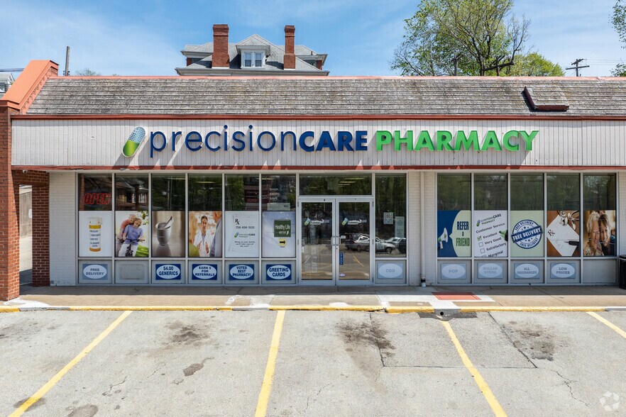 More Photos Of 400 E Pittsburgh St, Greensburg Drugstore For Lease