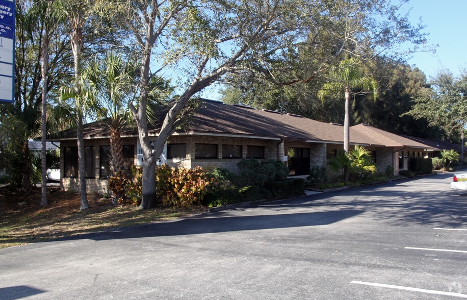 Primary Photo Of 1258 W Bay Dr, Largo Medical For Lease