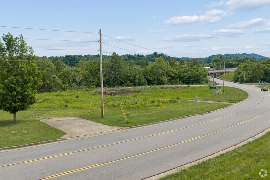 More Photos Of 1967 Kendrick Creek Road Rd, Kingsport Land For Lease