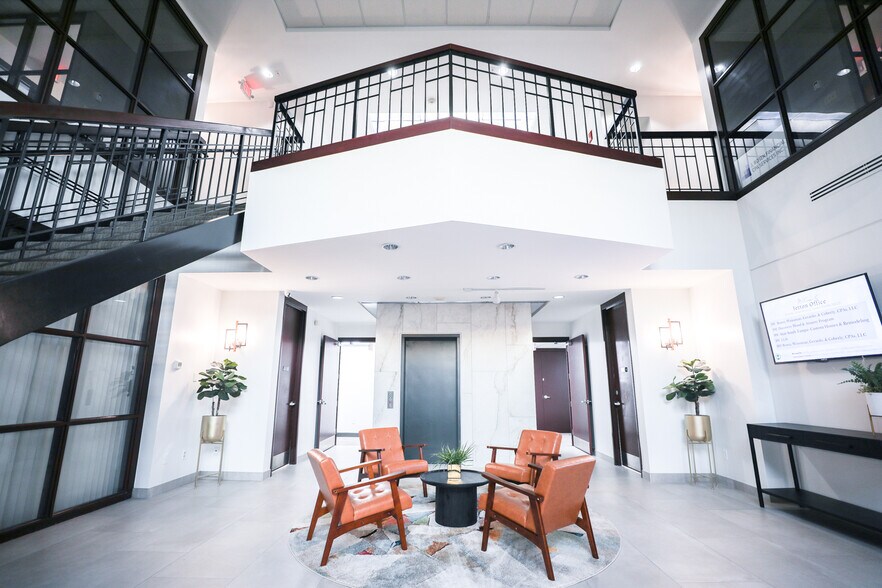 More Photos Of 3709 W Jetton Ave, Tampa Office For Lease