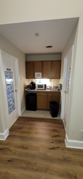 More Photos Of 501 Penn St, Reading Office For Sale