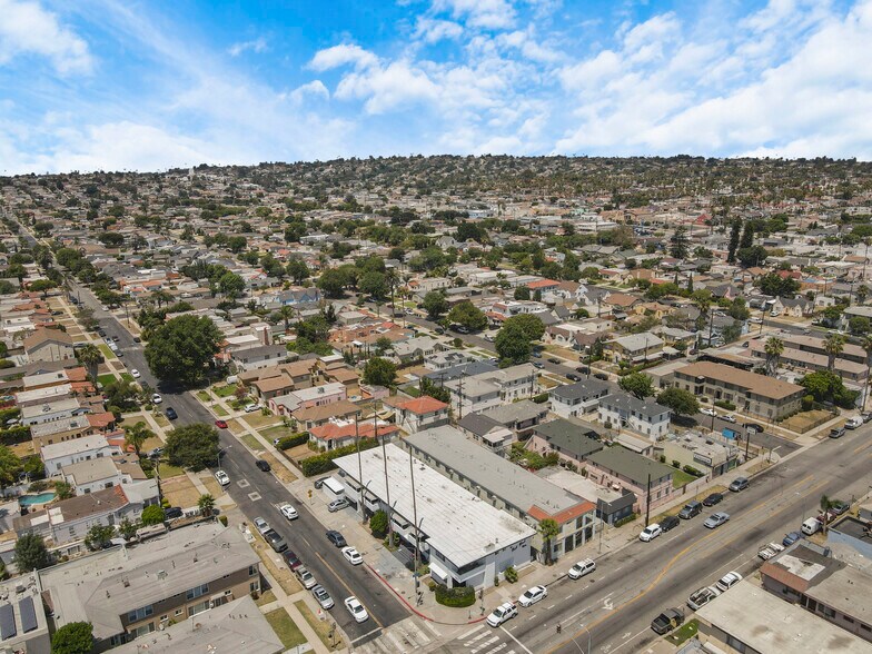 More Photos Of 3617 W 60th, Los Angeles Apartments For Sale