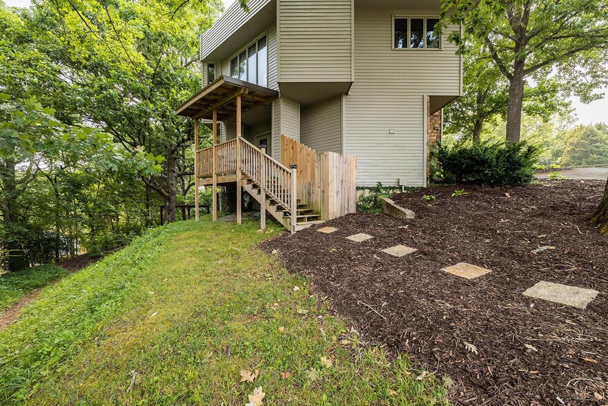 More Photos Of 381 W Guin Rd, Nixa Lodge Meeting Hall For Sale