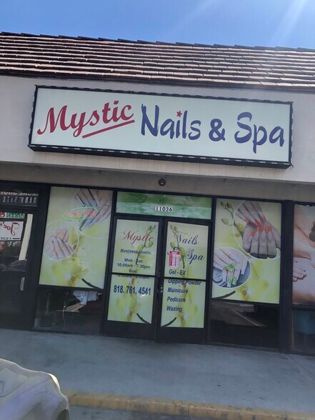 Primary Photo Of 11032-11042 Ventura Blvd, Studio City Storefront For Lease