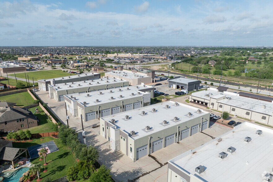 More Photos Of 1435 FM 1463 Rd, Katy Showroom For Sale