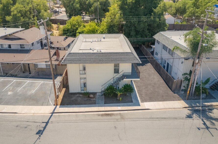 More Photos Of 22 S Lake Dr, Antioch Apartments For Sale