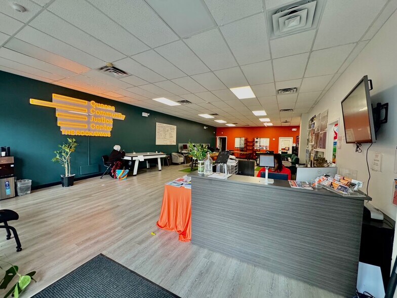 More Photos Of 1027 Beach 20th St, Far Rockaway General Retail For Sale