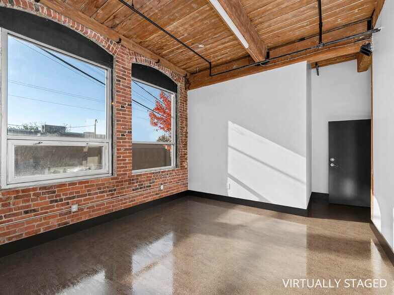 More Photos Of 67 Maplewood St, Malden Office For Lease