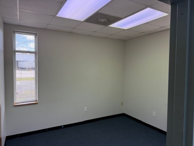 More Photos Of 3018 Thurston Ave, Greensboro Light Distribution For Lease