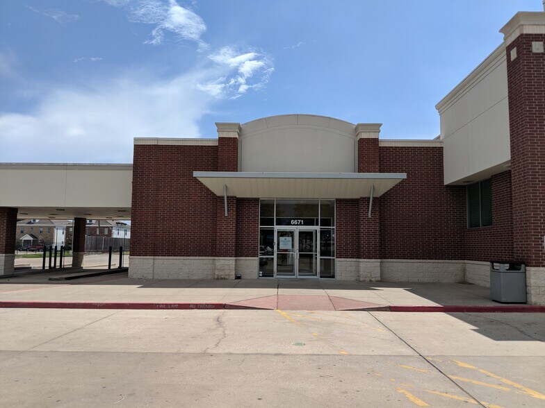 More Photos Of 6671-6675 W Bellfort St, Houston Freestanding For Lease
