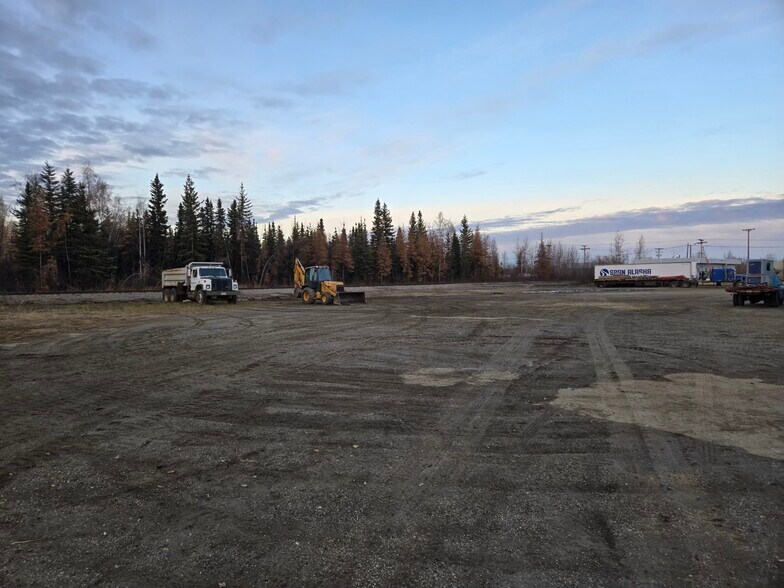 More Photos Of 4120 Peger Rd, Fairbanks Land For Lease