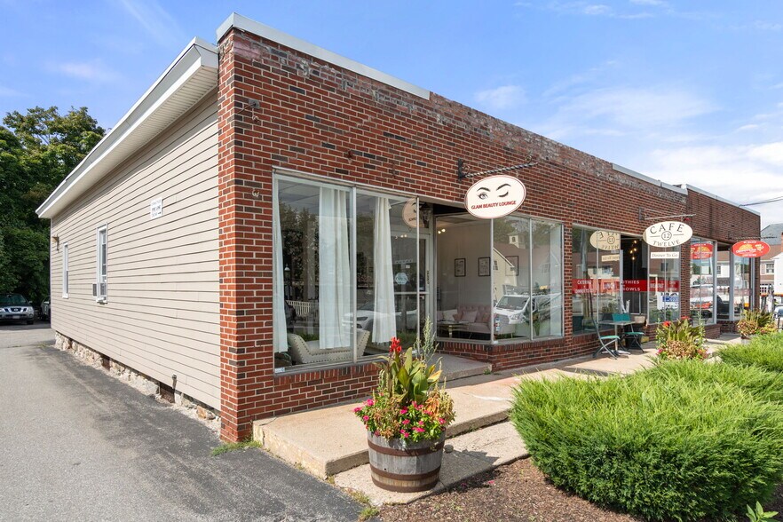 More Photos Of 10-14 Chelmsford St, Chelmsford Storefront For Sale