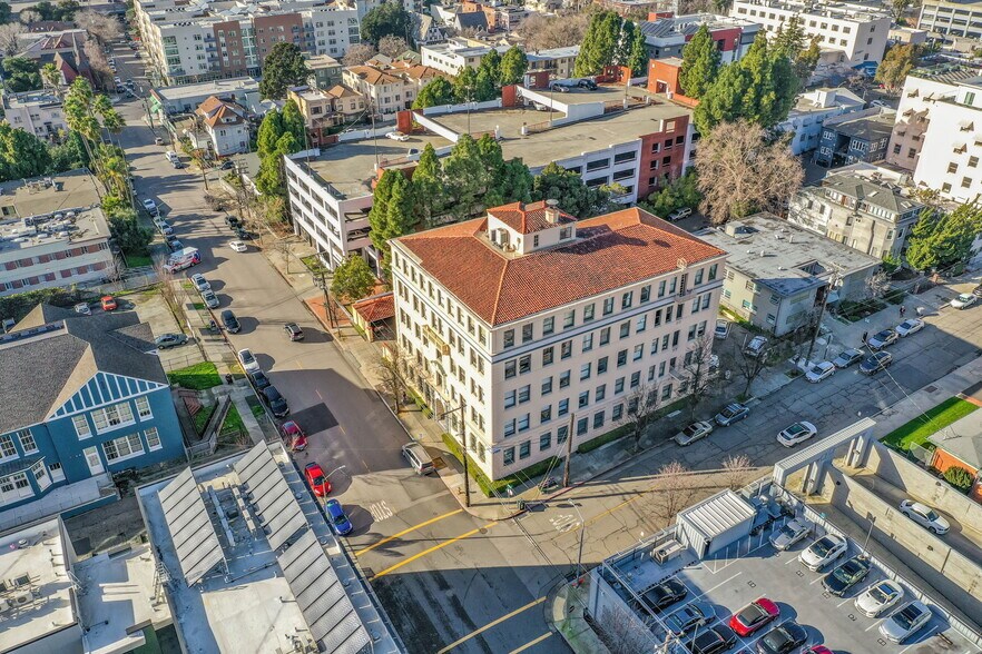 Primary Photo Of 400 29th St, Oakland Medical For Lease