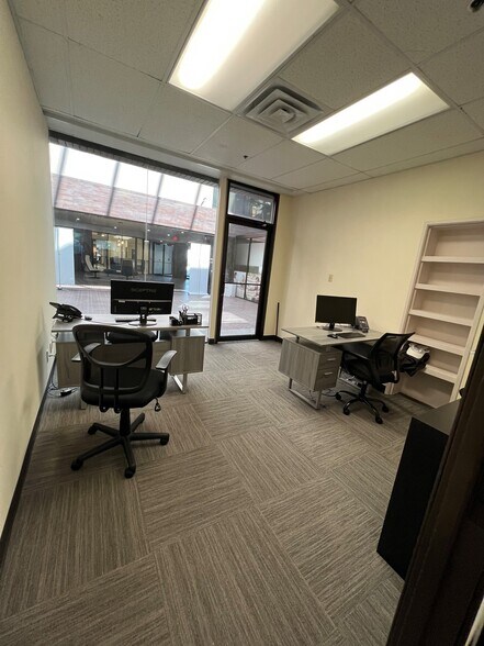 More Photos Of 5501 Independence Pkwy, Plano Medical For Sale