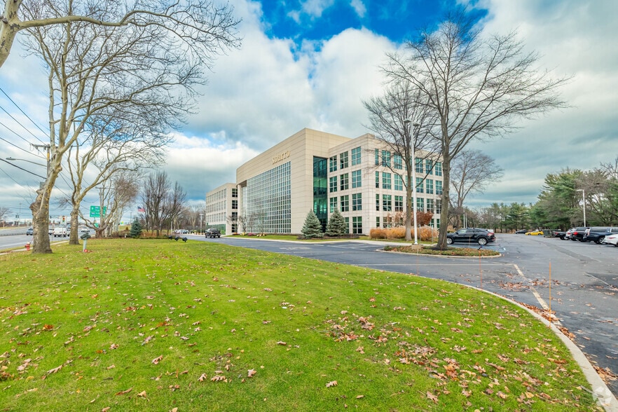 More Photos Of 401 Broadhollow Rd, Melville Office For Lease