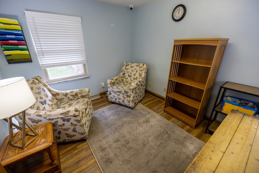More Photos Of 10 Dun Rd, Chillicothe Office For Sale