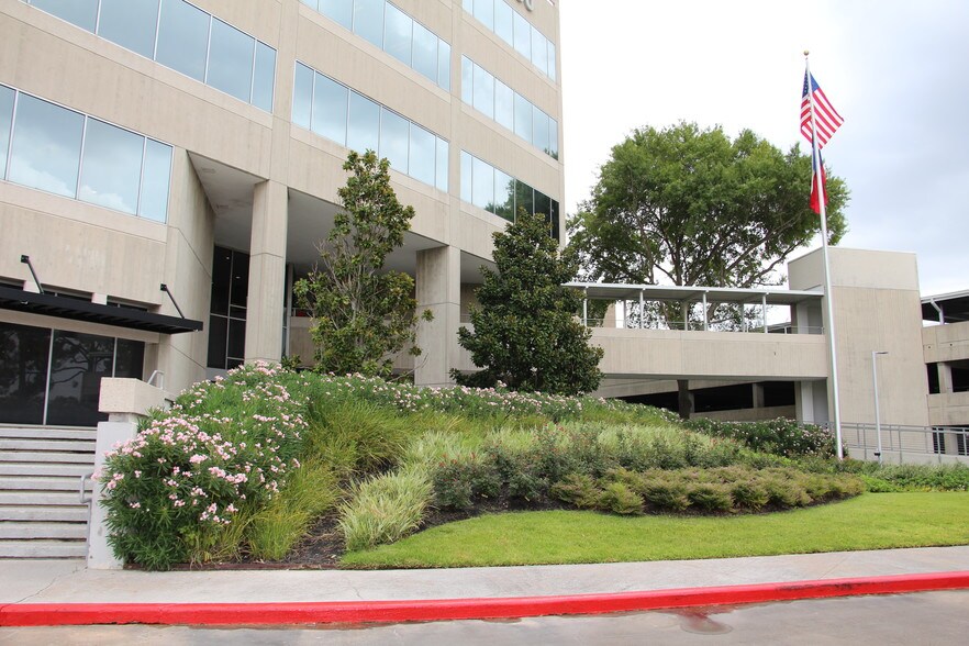 More Photos Of 7700 San Felipe St, Houston Office For Lease