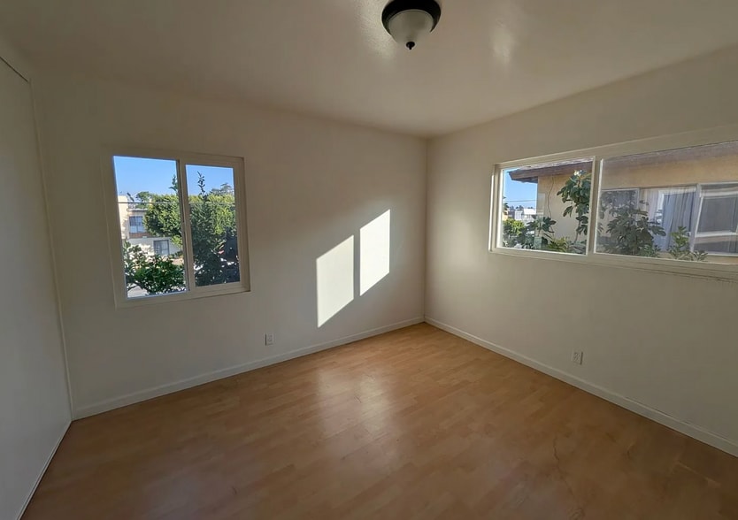 More Photos Of 7047 Fulton Ave, North Hollywood Apartments For Sale