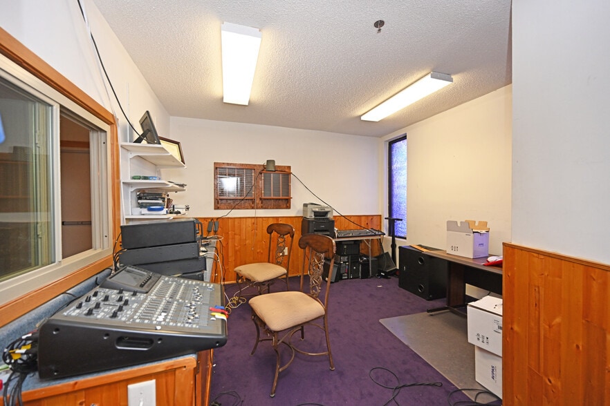 More Photos Of 5990 Michael Rd, Middletown Religious Facility For Sale