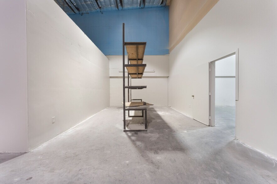 More Photos Of 4650 Judson Ave, Las Vegas Warehouse For Lease